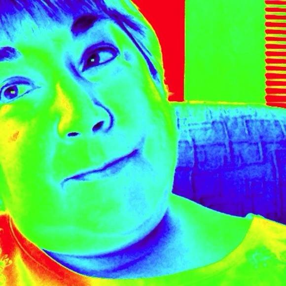 Meet your Posher, Linda - Picture 1 of 1